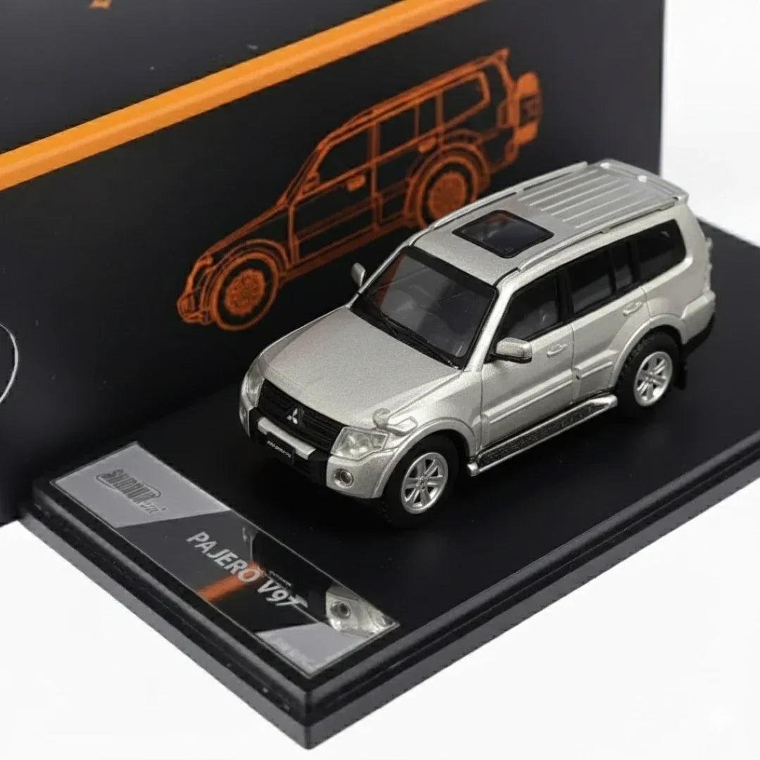 Mitsubishi Pajero V97 Silver Diecast Toy Car